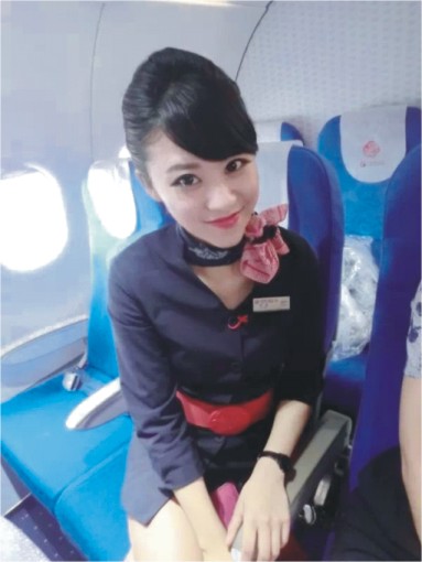 怀化鹤城区，丁红，就业于奥凯航空国际空乘